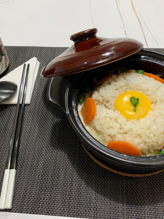 照燒雞腿土鍋飯 的食譜成品照片