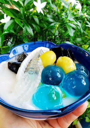 Hình của món Chè sương sáo thập cẩm.