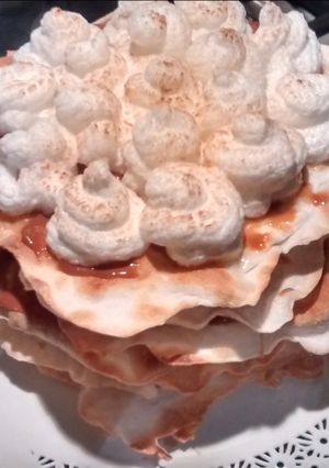 Una foto de Torta rogel casera