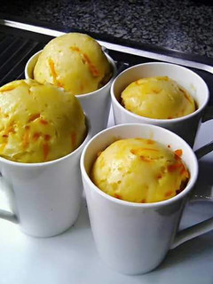 A picture of Dombolo.