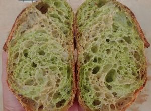 Foto resep Flaxseeds Pandan Carrot Sourdough Bread