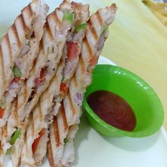 A picture of Malai sandwich.