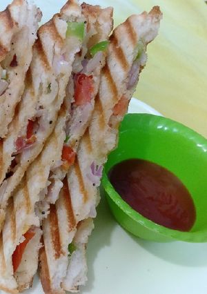 A picture of Malai sandwich.