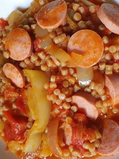 Tarhonyás virslis lecsó recept fotója