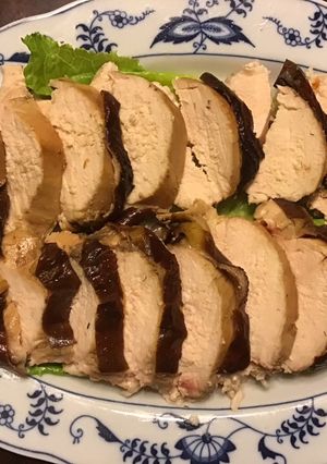 A picture of California Farm Barbecue Smoked Chicken.