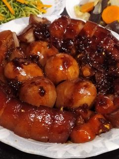 醬燒啤酒五花肉和滷蛋 的食譜成品照片