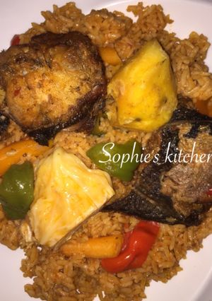 A picture of Thieboudienne (Senegalese Jollof Rice).