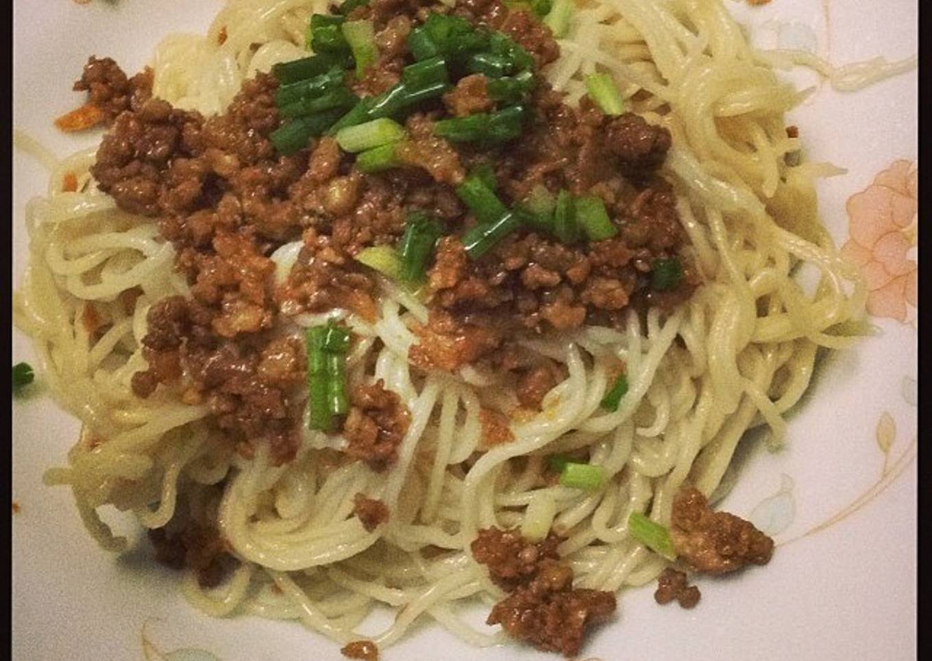 Mie pangsit