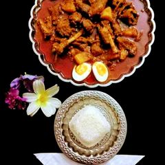 A picture of Spicy Duck Curry.