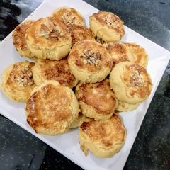 A picture of Naan Khatai.
