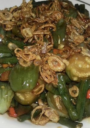Foto resep Oseng terong kacang
