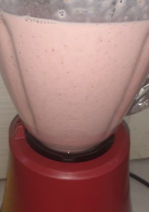 Una foto de Jugo Fresa C/ Leche