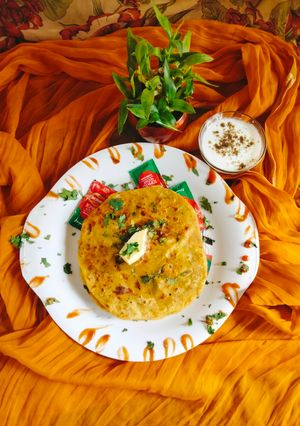 A picture of Dhaba Style Punjabi aloo paratha.