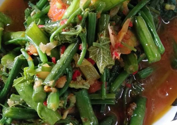 Langkah Mudah untuk memasak Tumis Pucuk Labu &amp; Kacang Panjang, Bikin Ngiler