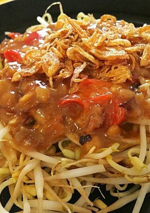 Foto resep Kecambah (Toge goreng)