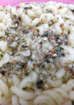 Una foto de Fucciles al pesto Basilico