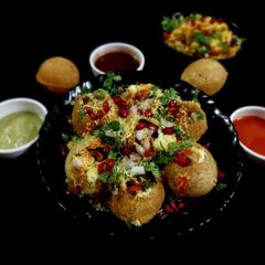 A picture of Bhel Puri.