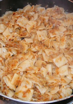 Káposztás tészta recept fotója