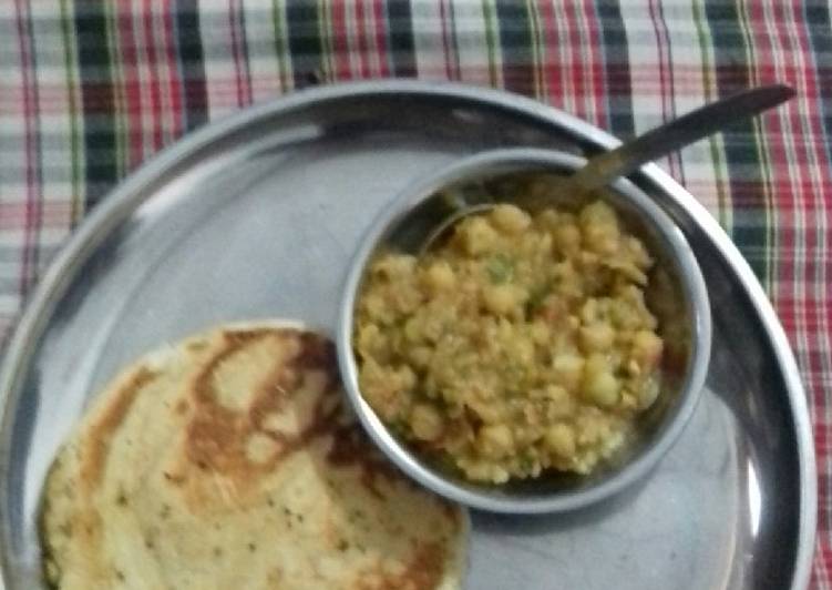 Recipe of Homemade Chole kulche