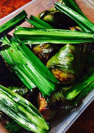 Hình của món Thịt heo chiên lá nếp.