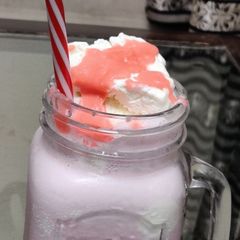 A picture of Rose flavored milkshake.
