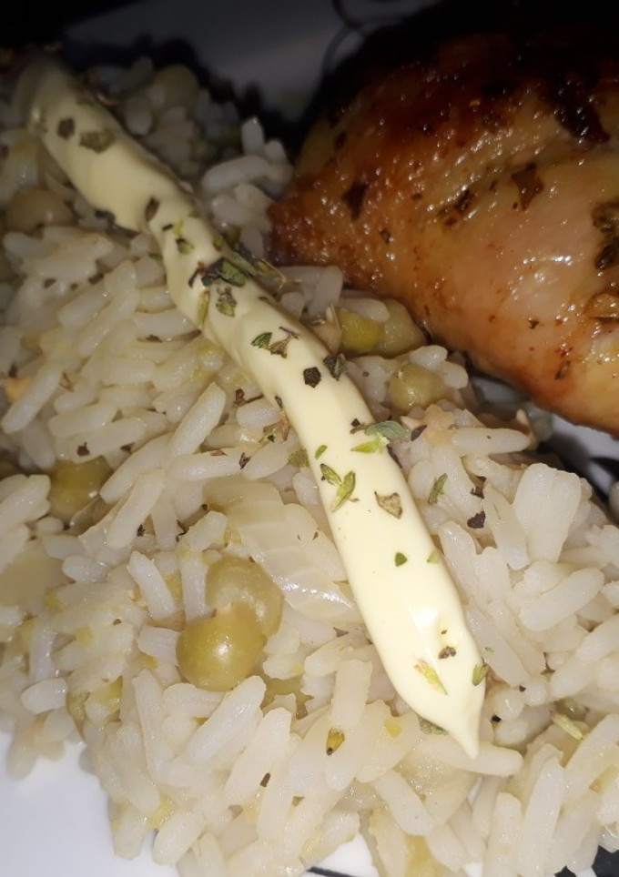 Una foto de Arroz Arvejado