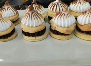 Una foto de Mini tortas Rogel