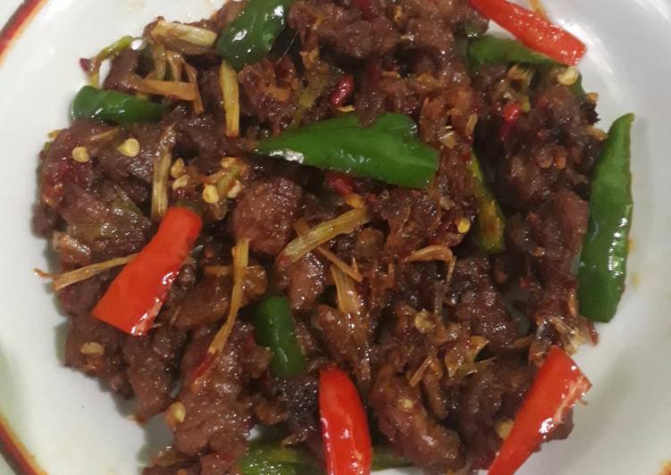 Resep Tumis daging rempah pedas yang Enak