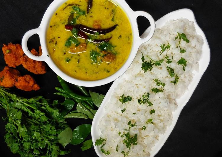 Step-by-Step Guide to Prepare Award-winning Punjabi kadhi pakode