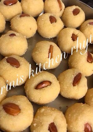 A picture of Rava (sooji laddu).