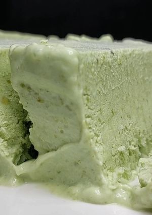 A picture of Homemade Avocado 🥑 Ice cream 🍦.