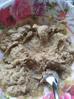 Una foto de Hummus de poroto de frutilla