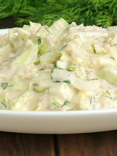 Фото Салат из пекинской капусты с тунцом.