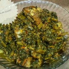 A picture of Palak gosht.