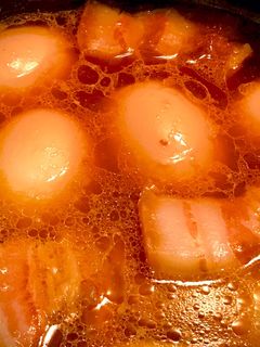 Hình của món Thịt Kho Nước Dừa.