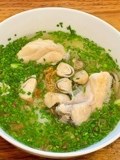 Hình của món Bánh canh hẹ Cá Mú.