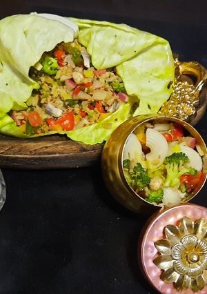 बंद गोभी सलाद(band gobhi salad recipe in hindi) रेसिपी मुख्य फोटो
