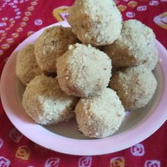 Oats Laddoo A picture of Oats Laddoo.