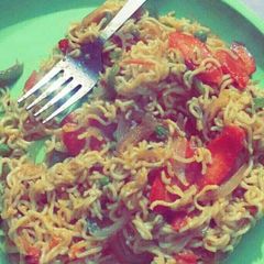 A picture of Veggies Maggi.