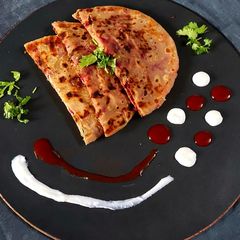 A picture of Mix Vegetables Paratha.