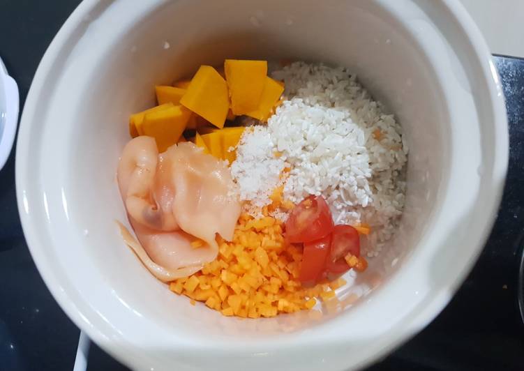 Cara Memasak Bubur Tim Salmon Tomat Yang Gurih
