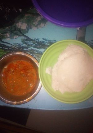 A picture of Alugbo and draw soup.