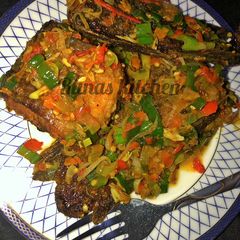 A picture of Pappered catfish.