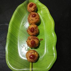 A picture of Left over rice pakoda.