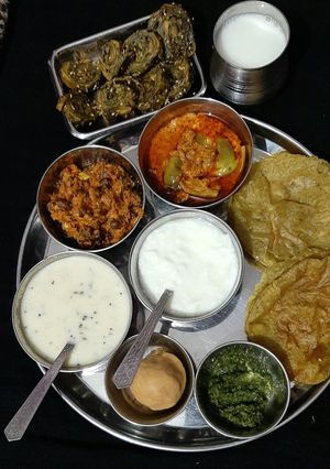 સાતમ સ્પેશ્યલ થાળી (satam special dish recipe in gujarati) રેસીપી મુખ્ય ફોટો
