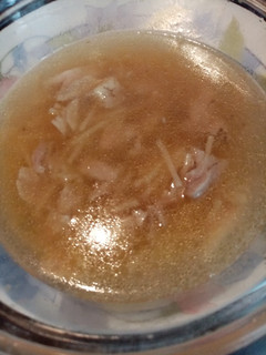 Una foto de Sopa de pollo con fideos