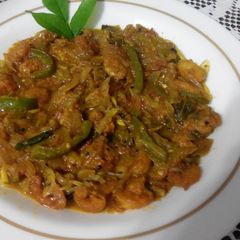 A picture of Prawn capsicum masala.