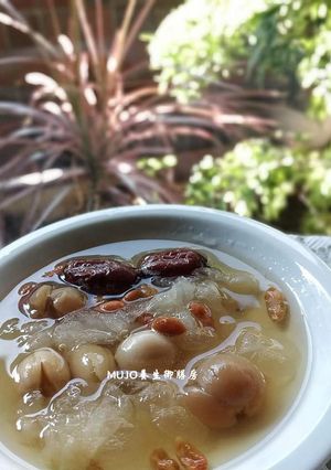「小暑」節氣美食-冰糖銀耳湯&食材保存方式 的食譜成品照片