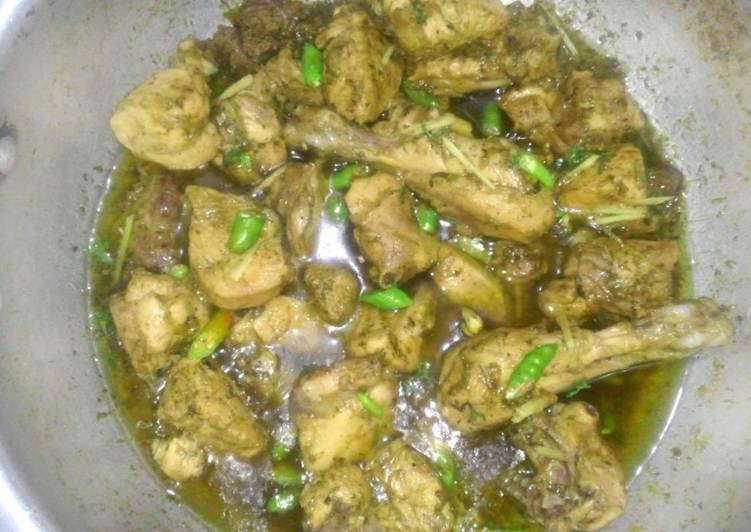 Easiest Way to Prepare Ultimate Green Chicken Karahi