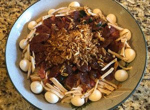 Hình của món Xôi mặn nấu bằng nồi cơm điện.